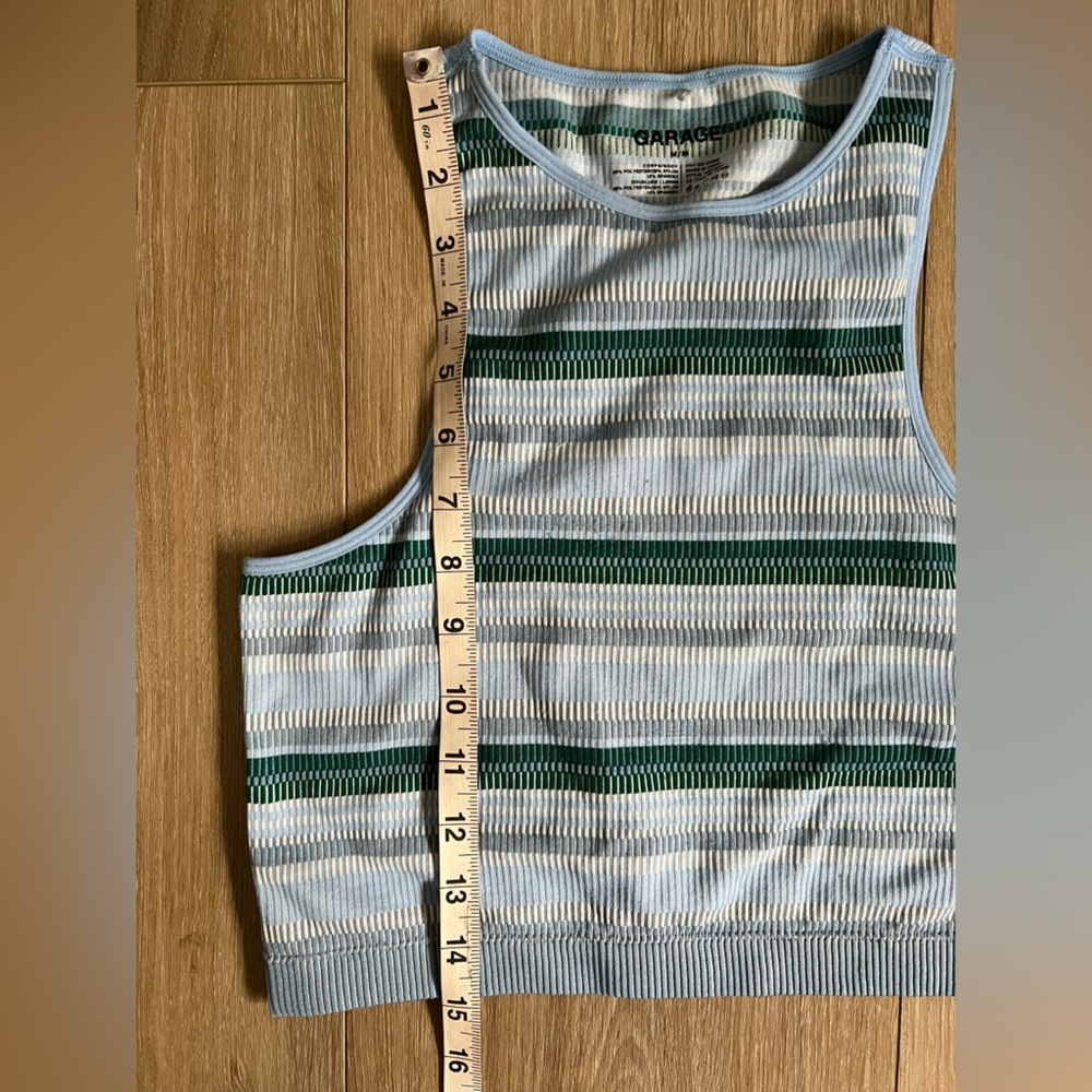 GARAGE Spencer Seamless Racer High Neck Tank EUC - Picture 6 of 8